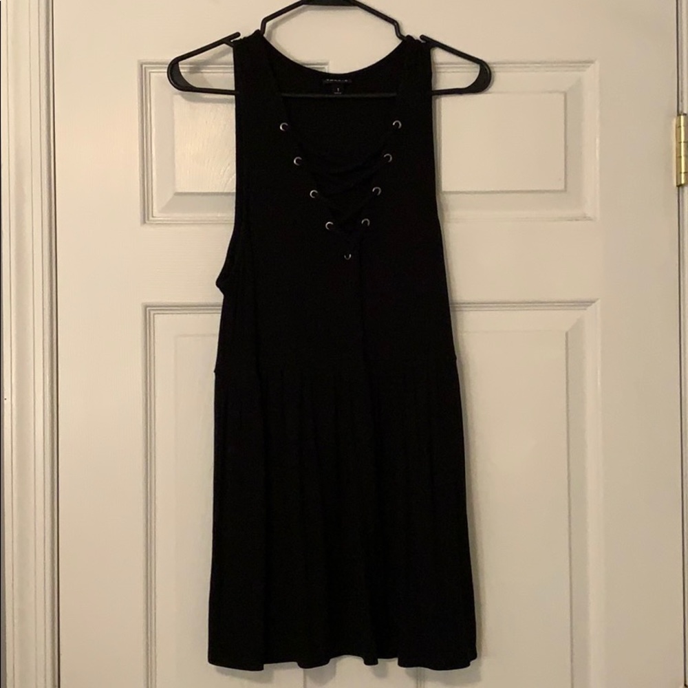 Torrid Size 1 Relaxed Peplum Cross Chest Tank Top
